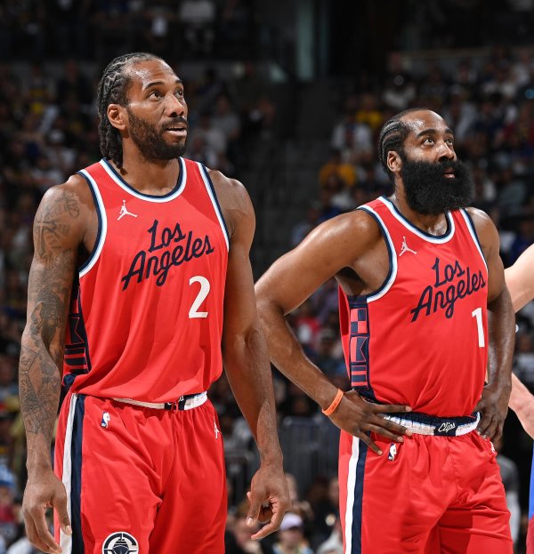 金控配资 队记：快船在西部实力仅次于掘金&火箭&雷霆 若健康可能打进总决